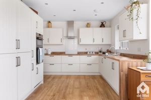 Photo 22- click for photo gallery